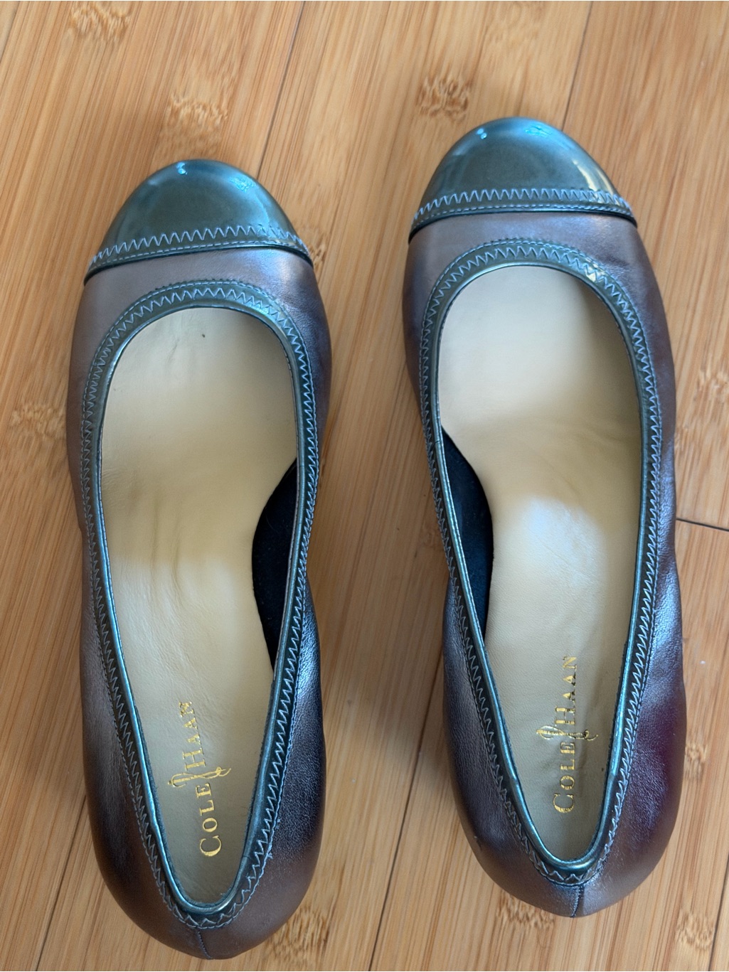 Cole Haan/Nike Air Metallic Gray Flats With Cap Toe